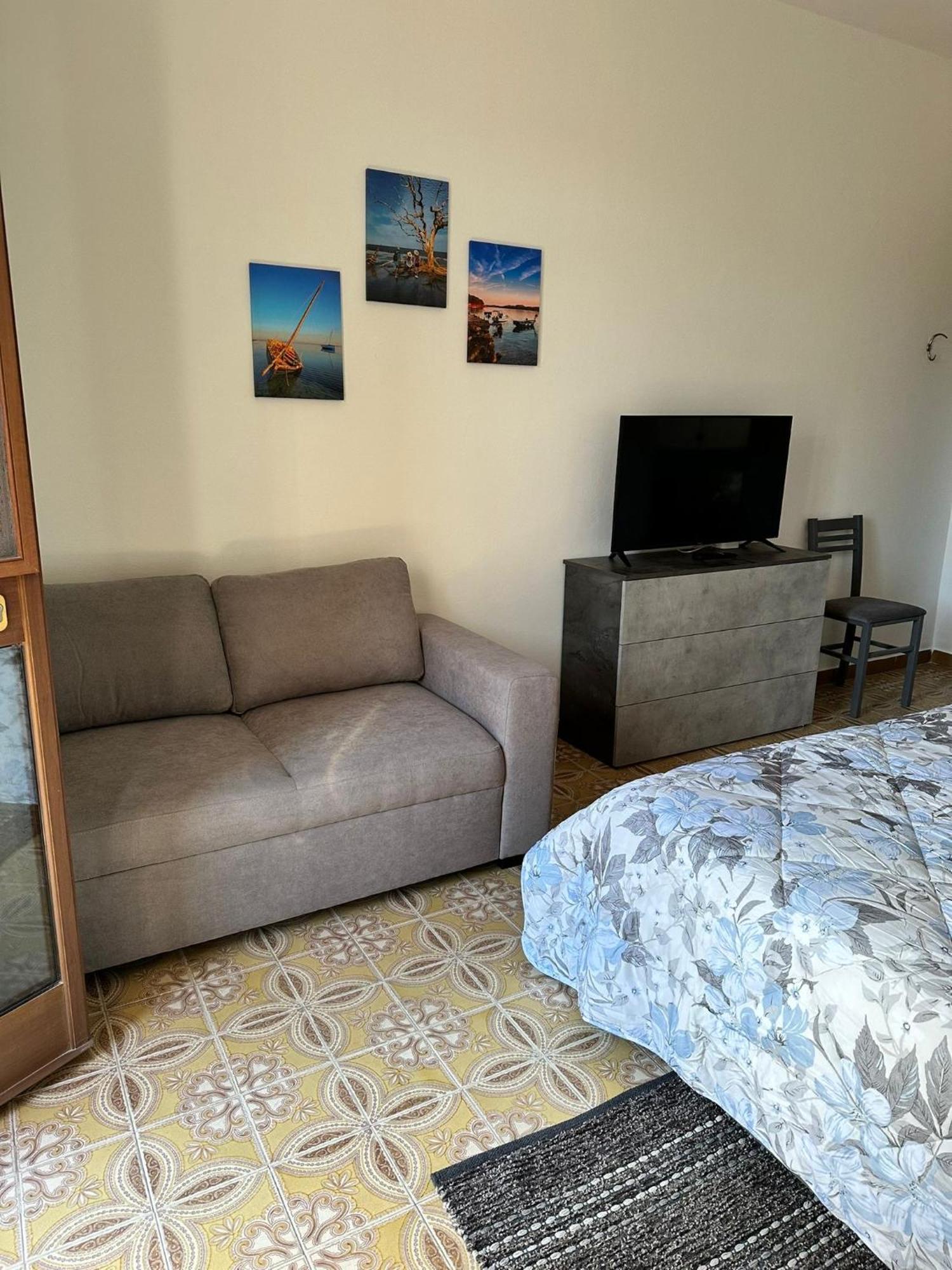 Casa Bettina La Maddalena Apartment ลามัดดาเลนา ภายนอก รูปภาพ