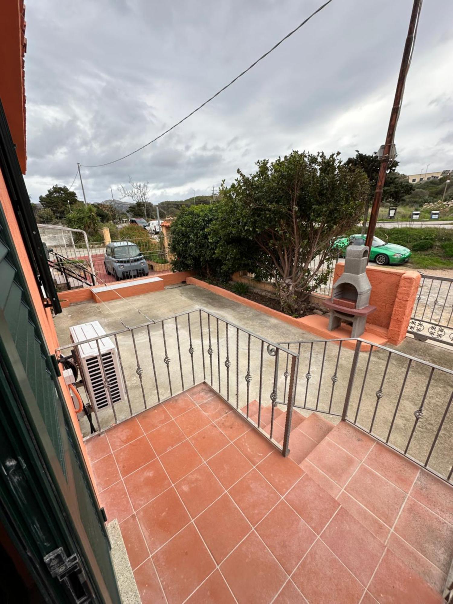 Casa Bettina La Maddalena Apartment ลามัดดาเลนา ภายนอก รูปภาพ